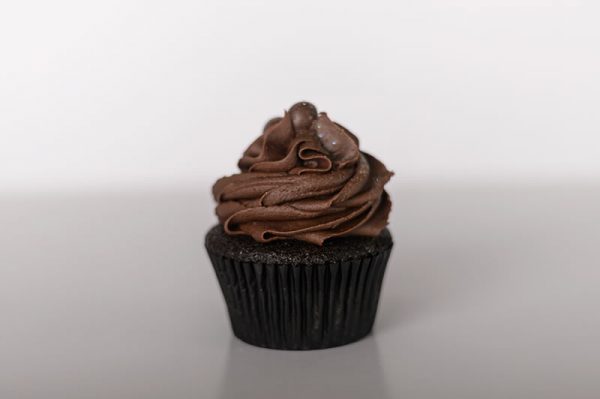 CHOCOLATE CUPCAKE